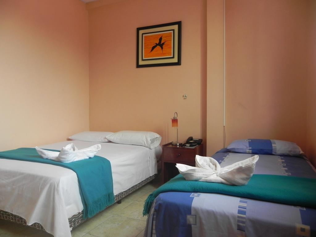 Hostal La Posada De Jose Carlos Puerto Baquerizo Moreno Quarto foto